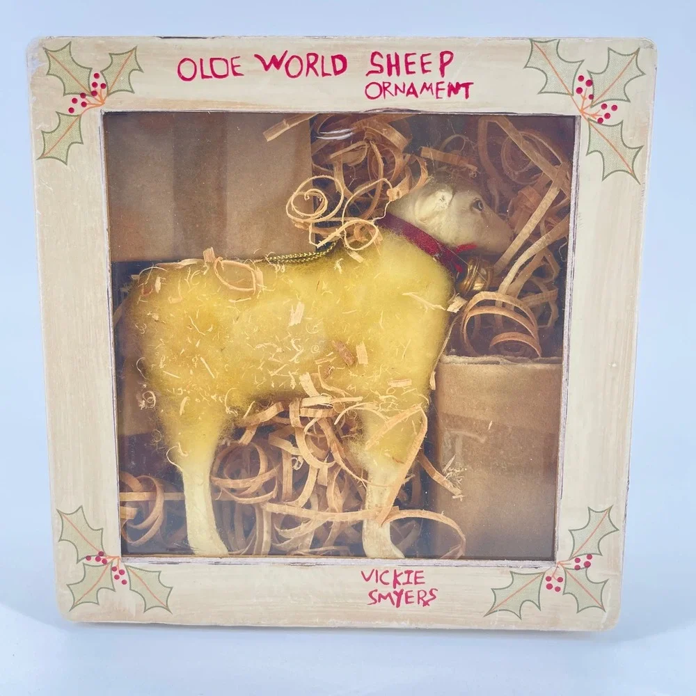 Vickie Smyers Sheep Ornament Yellow 4x4 2005 Primitive Folk Art ESC Trading